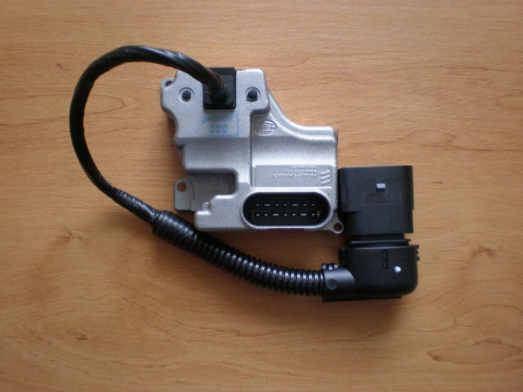 Блок автоматического управления 12В HYDRONIC D5S-F MPV VW купить в Тюмени